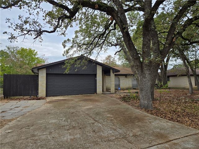 1211 Austin Avenue, College Station, TX 77845