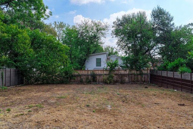 1173 San Bernard ST, Austin, TX 78702