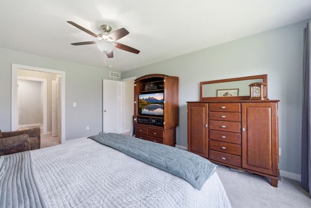 10819 NE 78th Court, Bondurant, IA 50035