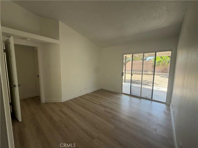 1910 Summertree Drive, Perris, CA 92571