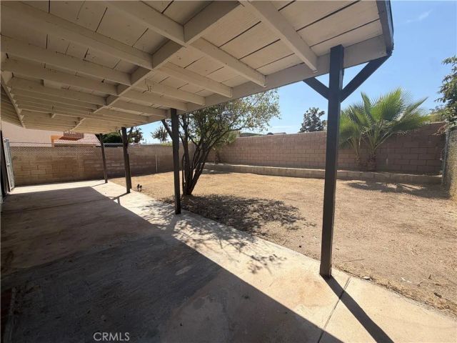 1910 Summertree Drive, Perris, CA 92571