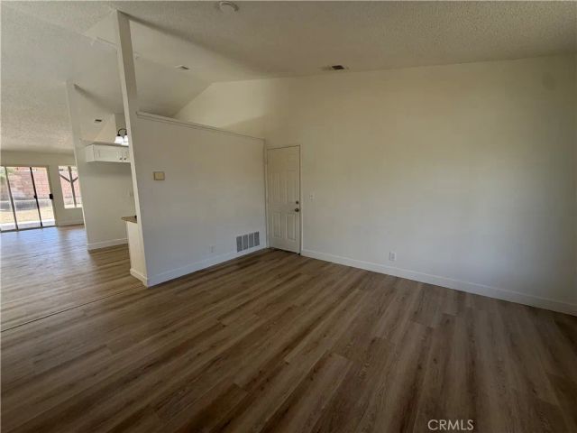 1910 Summertree Drive, Perris, CA 92571