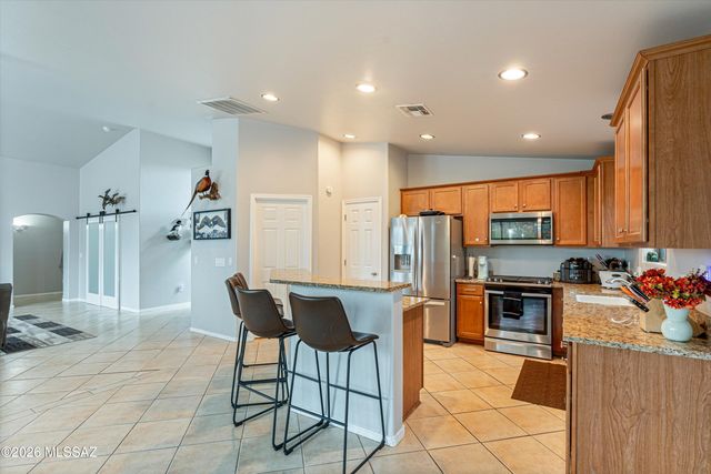 13732 E Vía Valderrama, Vail, AZ 85641