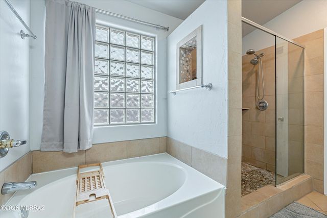 13732 E Vía Valderrama, Vail, AZ 85641