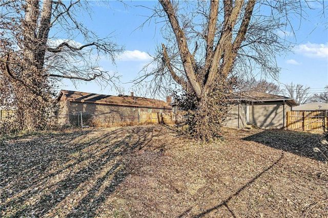 1132 Cooper Street, Chillicothe, MO 64601
