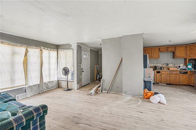 1132 Cooper Street, Chillicothe, MO 64601