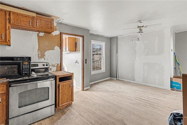 1132 Cooper Street, Chillicothe, MO 64601