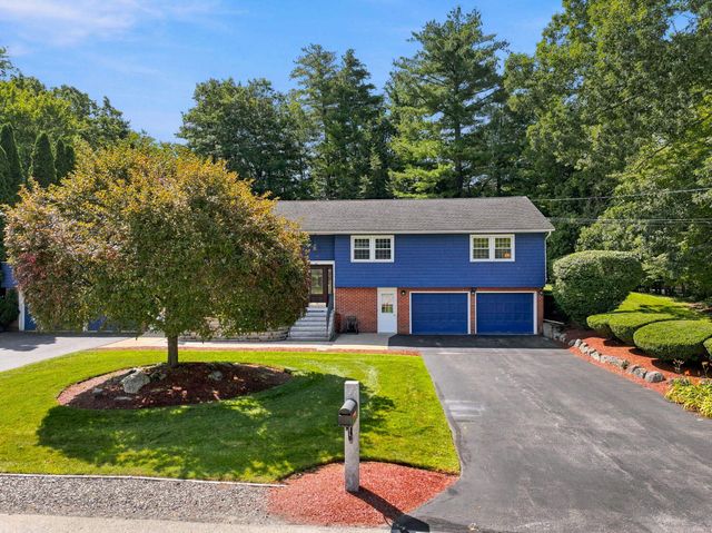 12 Deerhaven Drive, Nashua, NH 03064