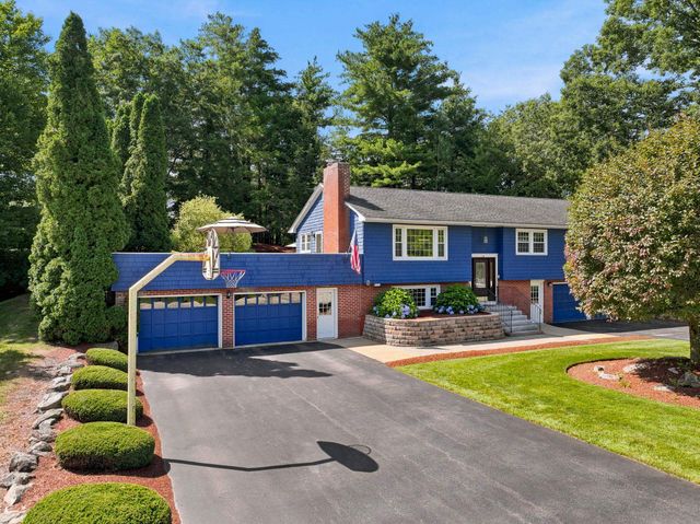 12 Deerhaven Drive, Nashua, NH 03064