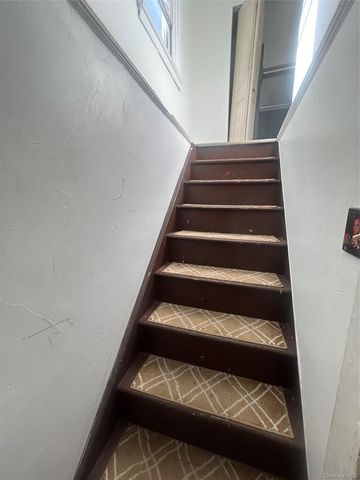 65 Horton Avenue, New Rochelle, NY 10801