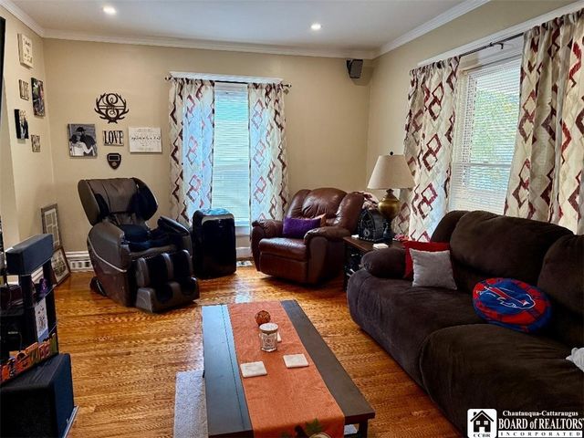 47 14th Street, Jamestown, NY 14701