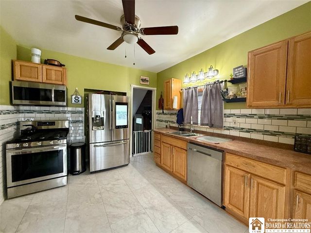 47 14th Street, Jamestown, NY 14701