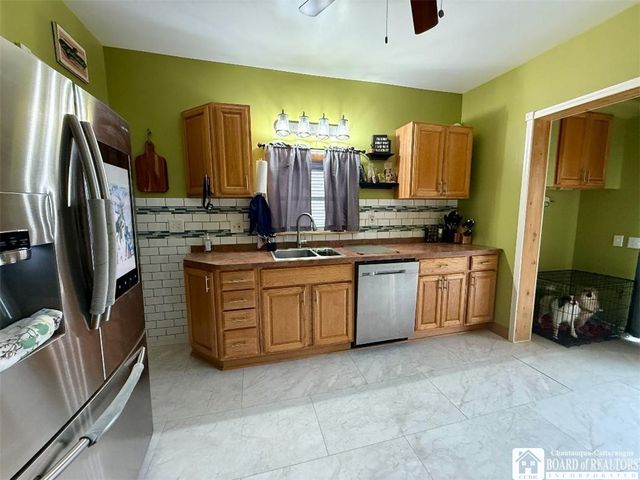 47 14th Street, Jamestown, NY 14701