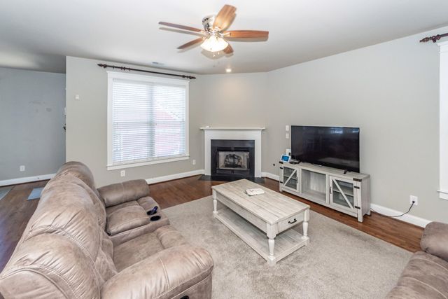 400 Hydrangea Street, Summerville, SC 29483