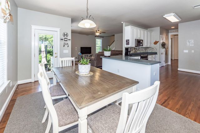 400 Hydrangea Street, Summerville, SC 29483