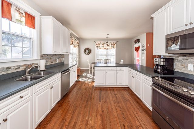 400 Hydrangea Street, Summerville, SC 29483