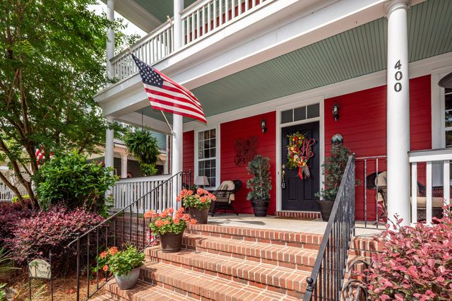 400 Hydrangea Street, Summerville, SC 29483