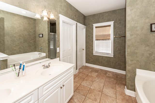 400 Hydrangea Street, Summerville, SC 29483