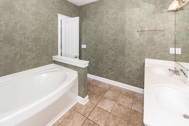 400 Hydrangea Street, Summerville, SC 29483
