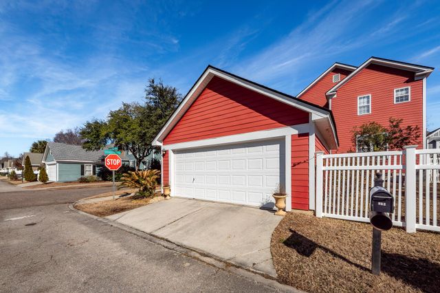 400 Hydrangea Street, Summerville, SC 29483