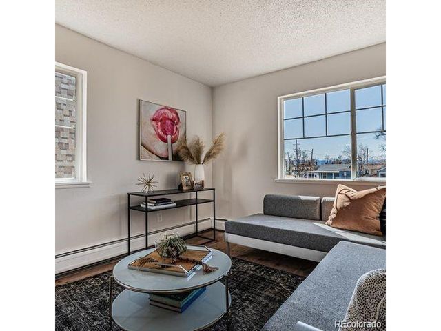 3078 S Delaware St, Englewood, CO 80110