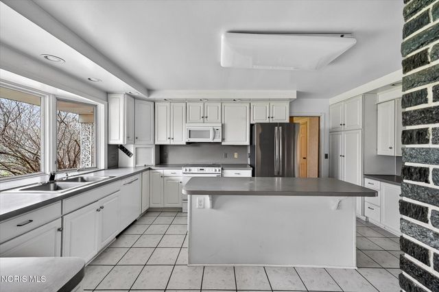 8118 Erie Street, Sylvania, OH 43560