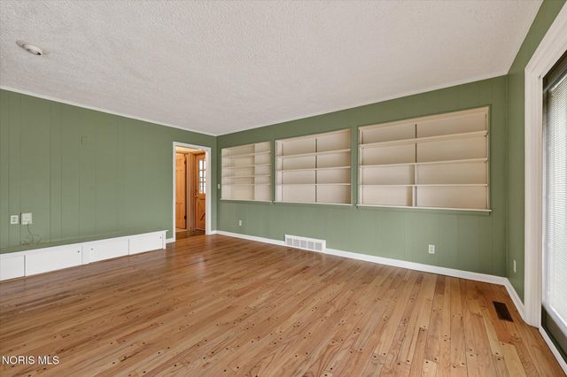 8118 Erie Street, Sylvania, OH 43560