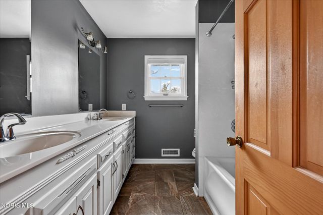 8118 Erie Street, Sylvania, OH 43560