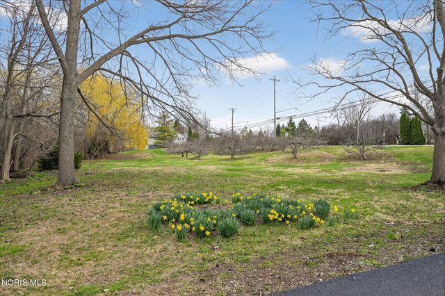 8118 Erie Street, Sylvania, OH 43560