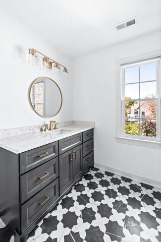 524 Turtle Creek Dr, Brentwood, TN 37027