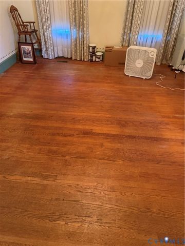 2984 Rolfe Hwy, Dendron, VA 23839