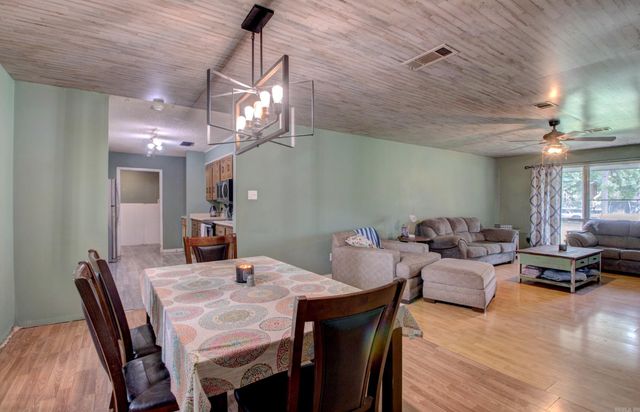1038 Grayland Drive, Jacksonville, AR 72076