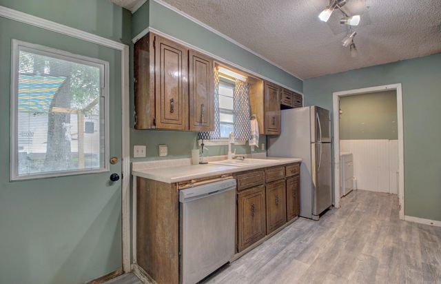 1038 Grayland Drive, Jacksonville, AR 72076