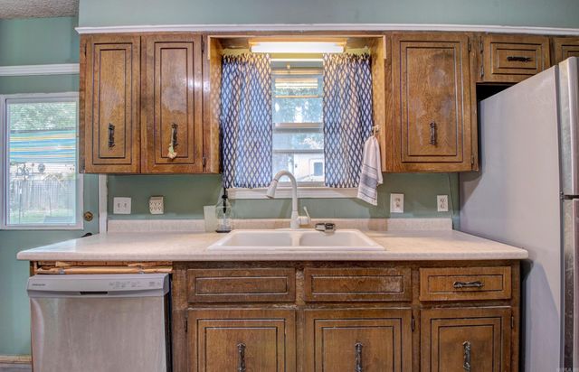 1038 Grayland Drive, Jacksonville, AR 72076