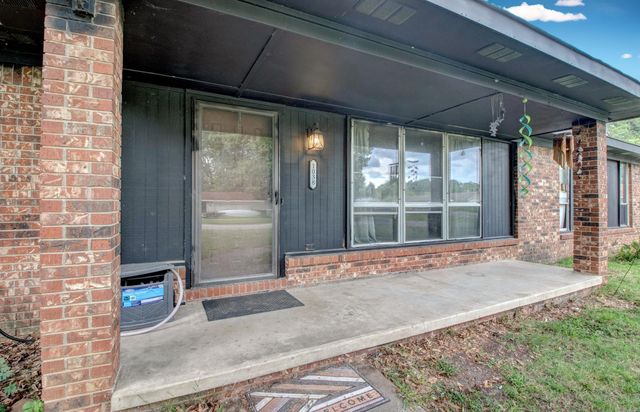 1038 Grayland Drive, Jacksonville, AR 72076