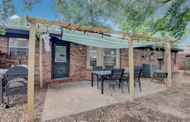 1038 Grayland Drive, Jacksonville, AR 72076