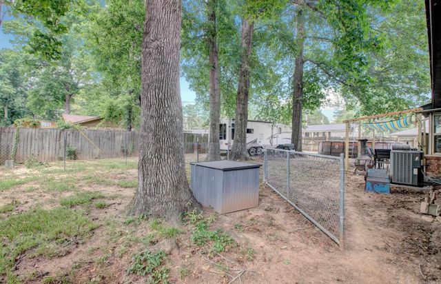 1038 Grayland Drive, Jacksonville, AR 72076