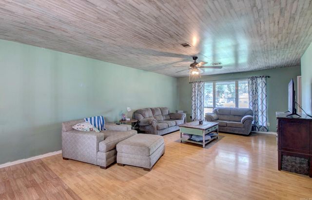 1038 Grayland Drive, Jacksonville, AR 72076
