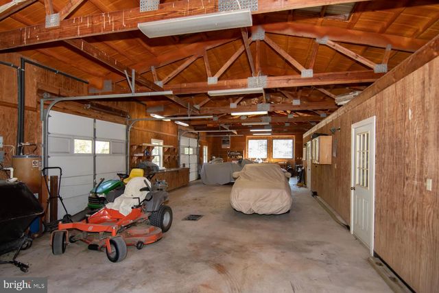 8466 AVELEY FARM RD, Easton, MD 21601