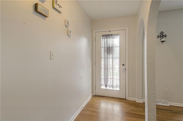 3008 S Cochise Drive, Independence, MO 64057