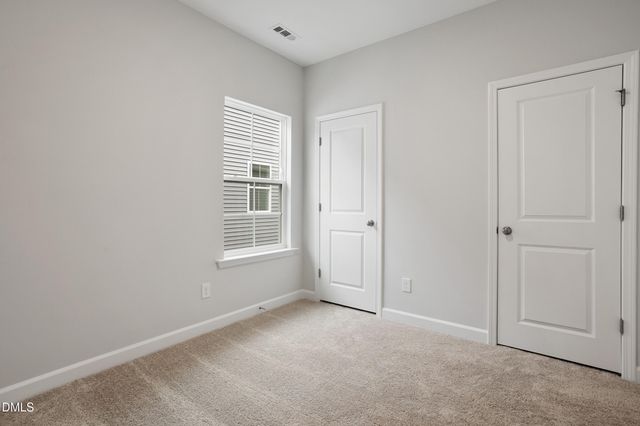 424 White Oak Garden Way 318, Garner, NC 27529