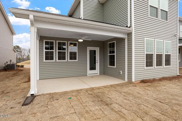 424 White Oak Garden Way 318, Garner, NC 27529