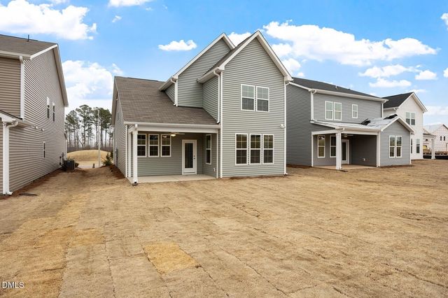 424 White Oak Garden Way 318, Garner, NC 27529