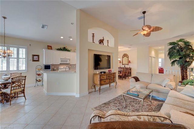 16237 Coco Hammock WAY 202, Fort Myers, FL 33908