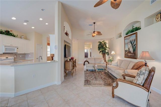 16237 Coco Hammock WAY 202, Fort Myers, FL 33908