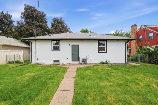 121 Frost Street W, South Saint Paul, MN 55075