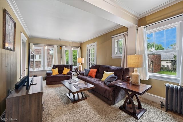 2596 Shaker Road, Cleveland Heights, OH 44118