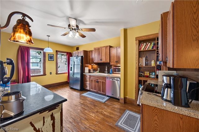 2596 Shaker Road, Cleveland Heights, OH 44118