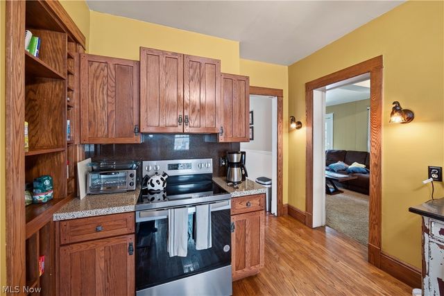 2596 Shaker Road, Cleveland Heights, OH 44118
