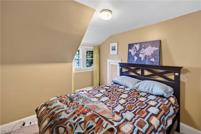 2596 Shaker Road, Cleveland Heights, OH 44118